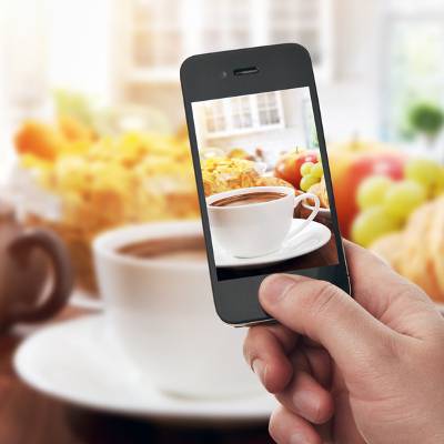 Mobile Devices Leaving an Unsavory Taste in Restaurant Owner’s Mouth